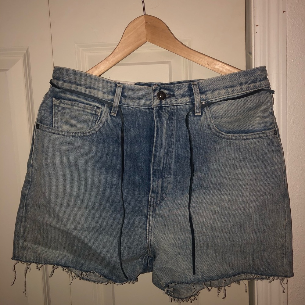 Women’s Levi’s Denim short